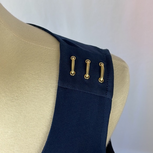 Ellen Tracy Navy Blue Pleated Sleeveless Blouse w/Gold Shoulder Hardware -Medium - Picture 3 of 13